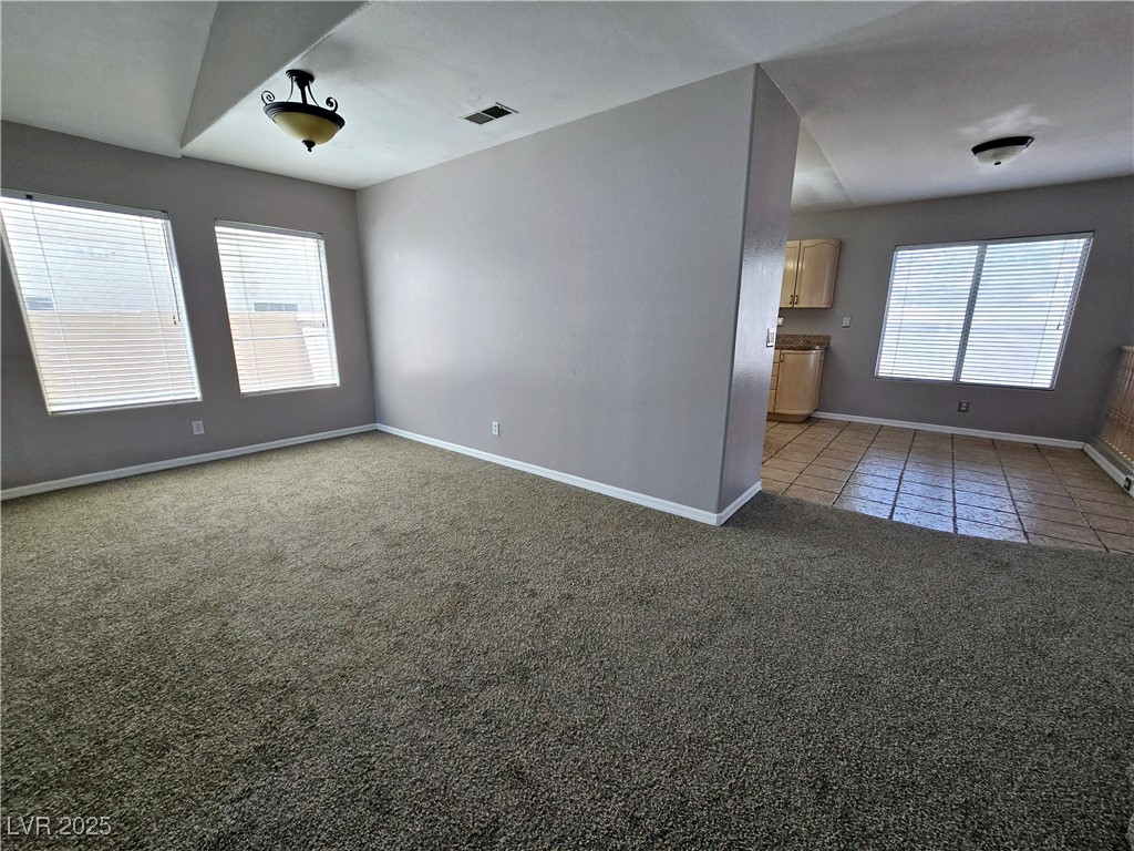 3759 Funston Way Property Photo 7
