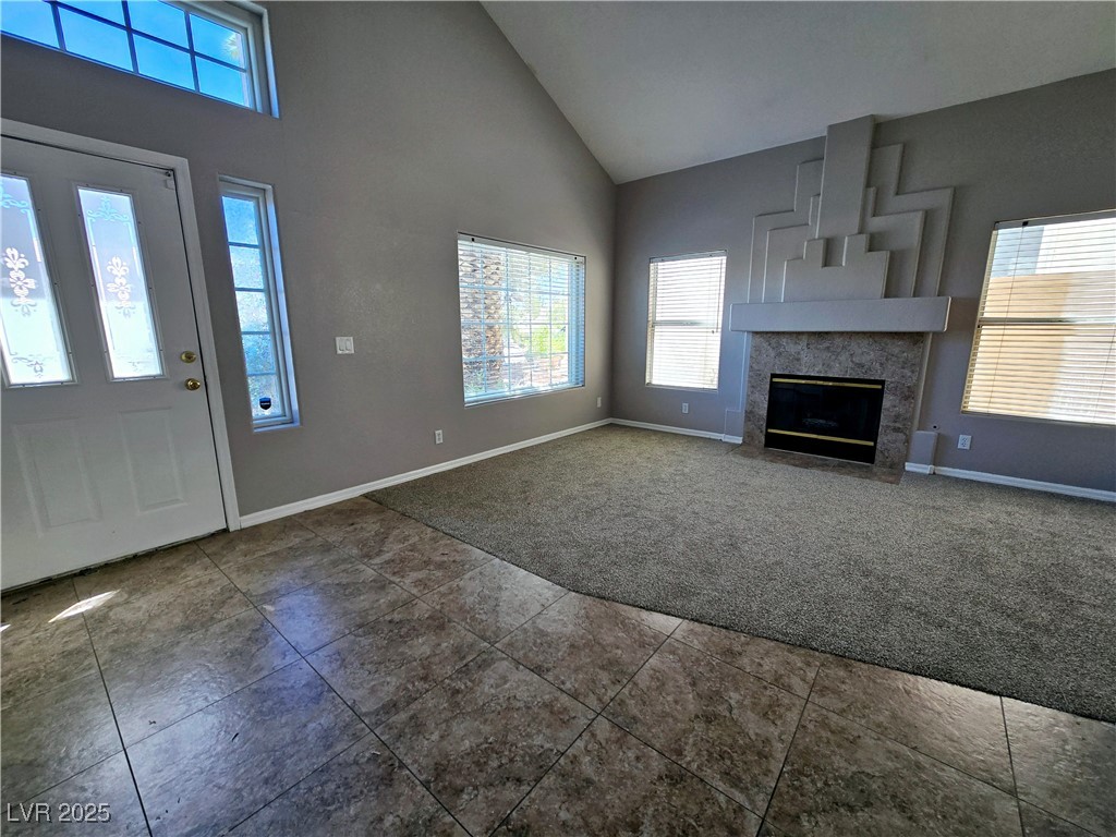 3759 Funston Way Property Photo 9