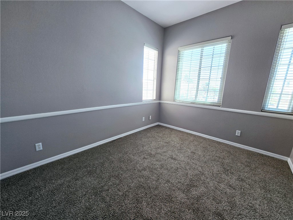 3759 Funston Way Property Photo 14
