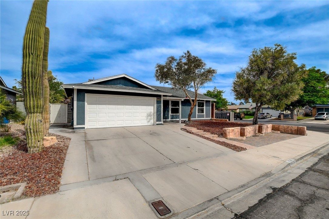 4578 Churchfield Circle Property Photo 4