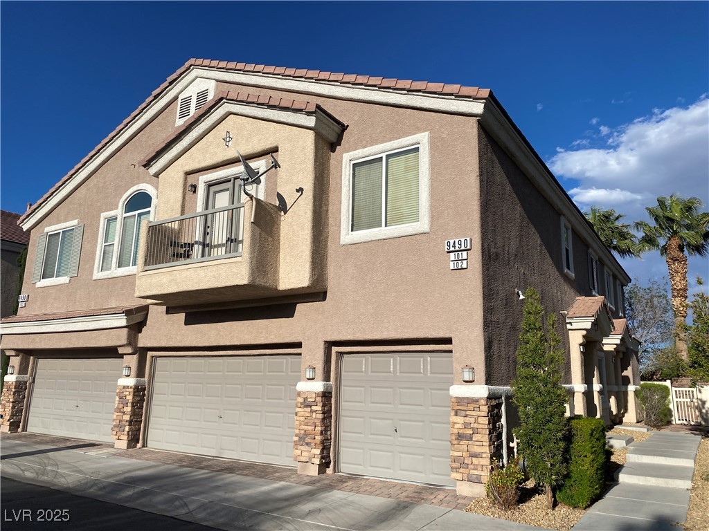 9490 Thunder Sky Street 102 Property Photo