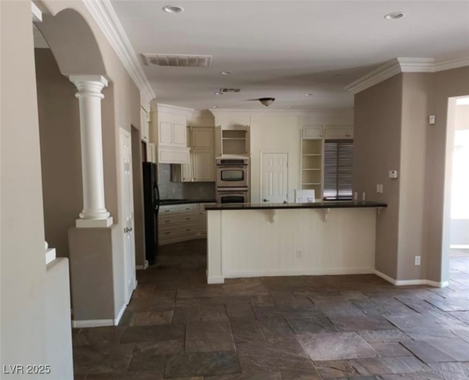 9338 Wilderness Glen Avenue Property Photo 7