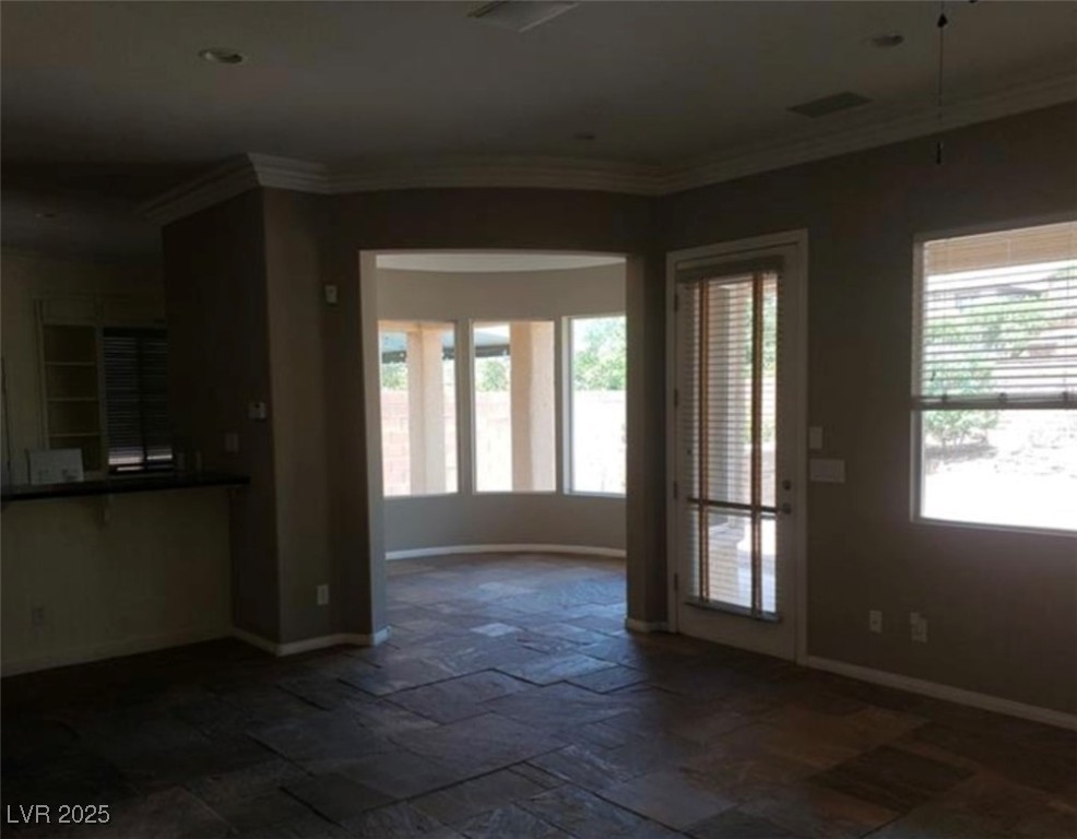 9338 Wilderness Glen Avenue Property Photo 11