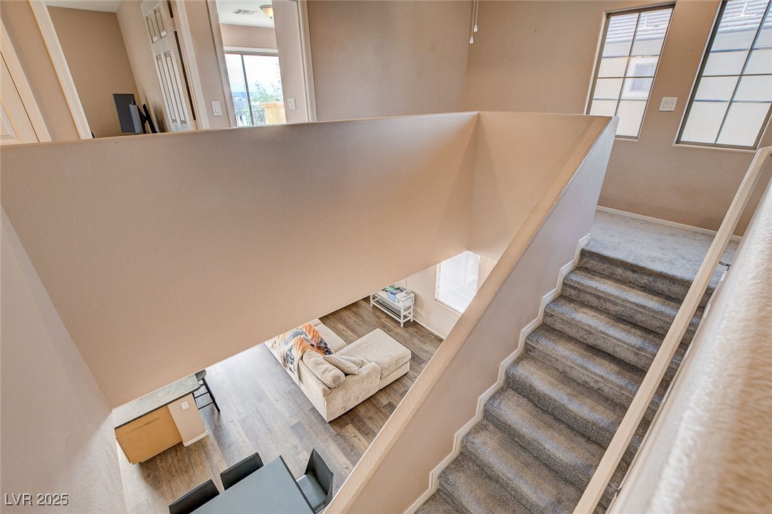 5524 Overlook Valley Street Property Photo 11