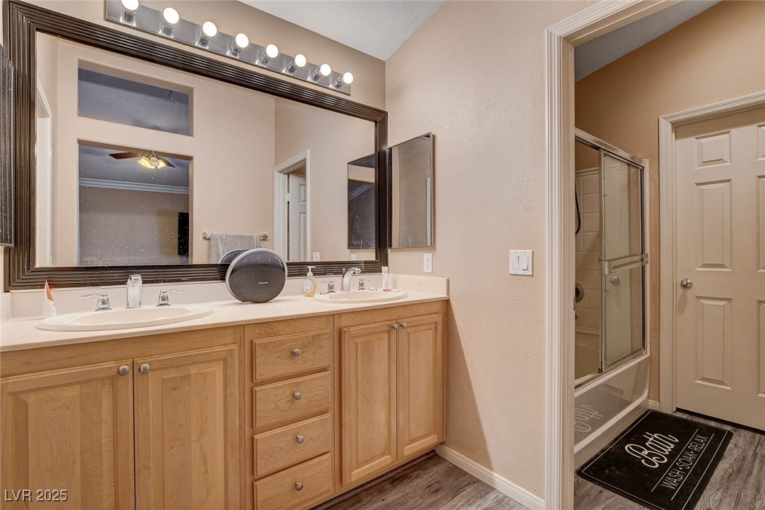 5524 Overlook Valley Street Property Photo 17