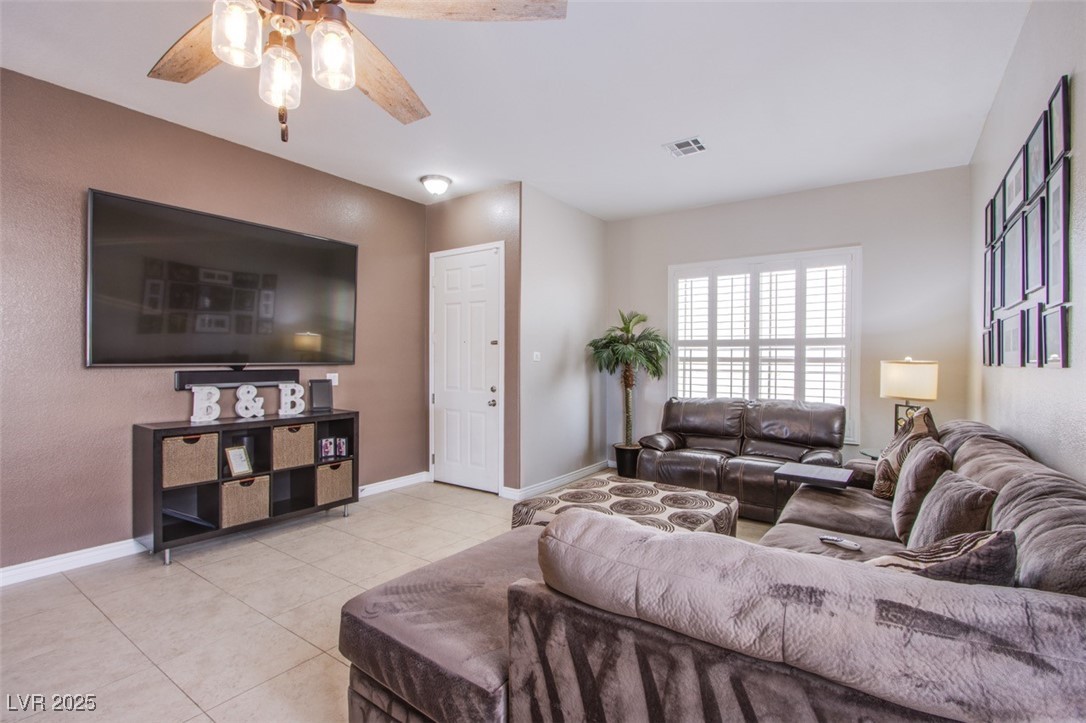 1552 Livingston Drive Property Photo 10