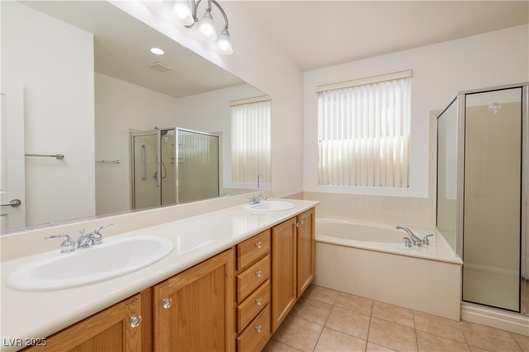2219 Sawtooth Mountain Drive Property Photo 11