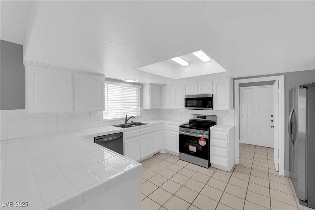 5608 Cory Place Property Photo 8
