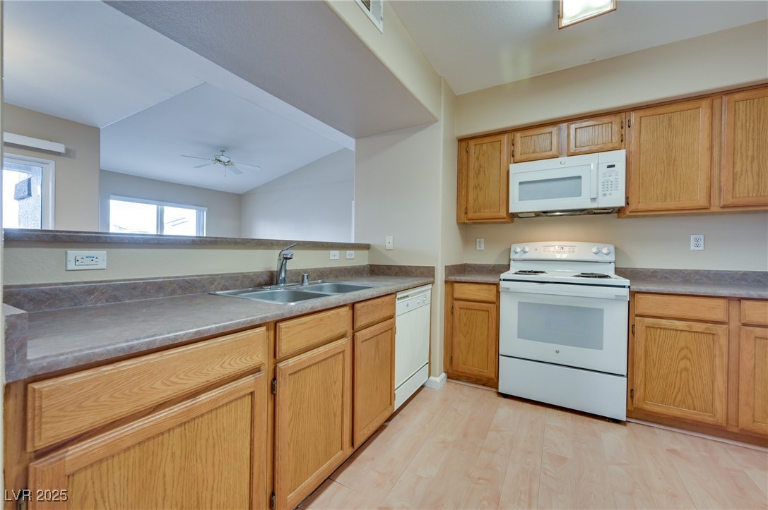 7255 West Sunset Road 2028 Property Photo 18