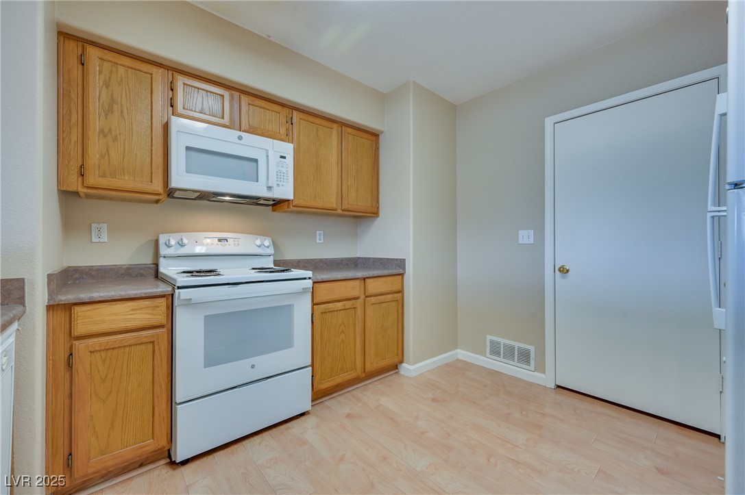 7255 West Sunset Road 2028 Property Photo 20