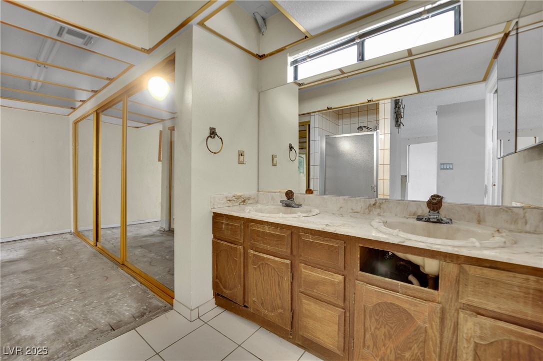 5890 West Patrick Lane Property Photo 31