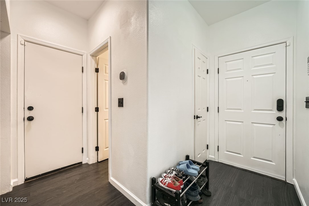 2714 Cottonwillow Street Property Photo 3