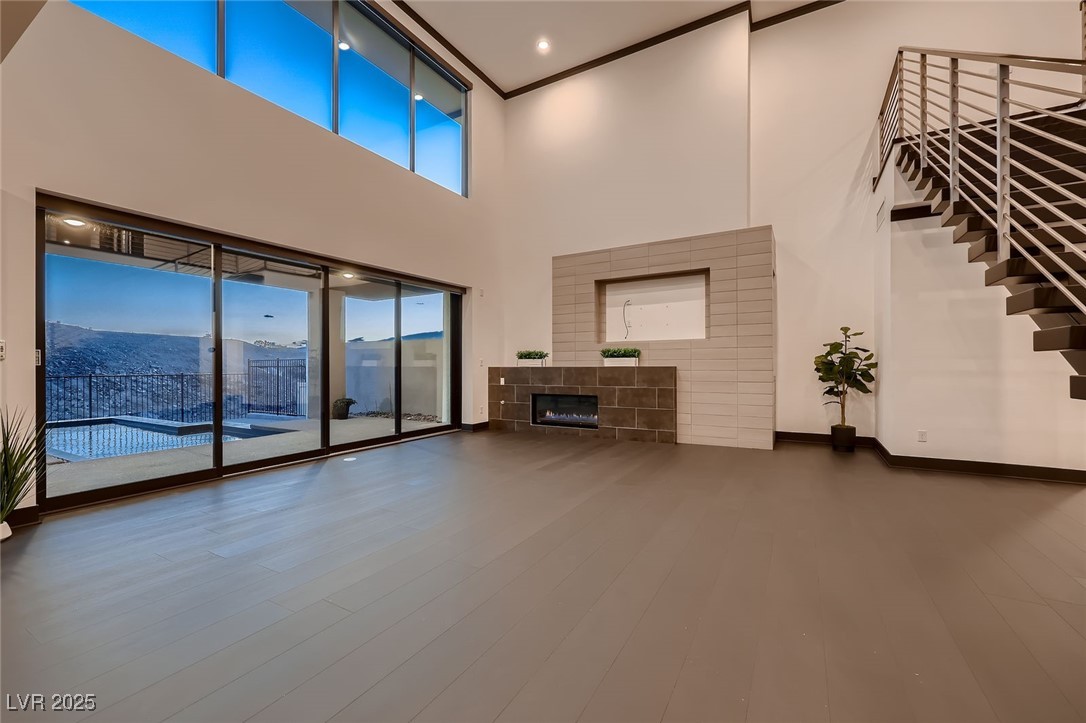 917 Vegas View Drive Property Photo 8