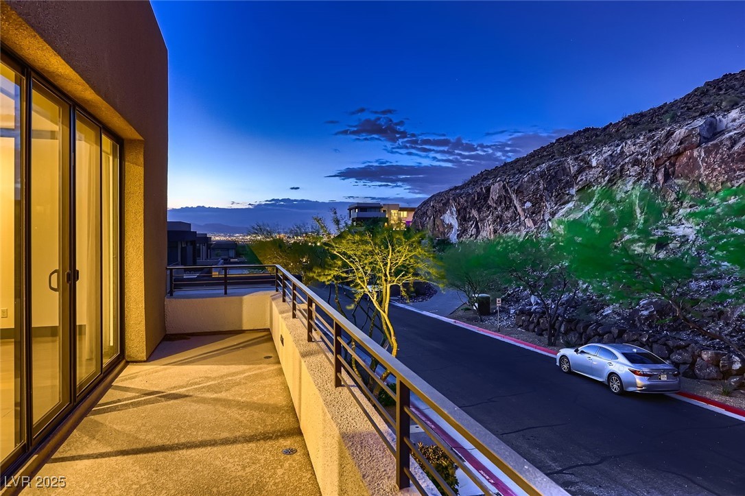 917 Vegas View Drive Property Photo 43