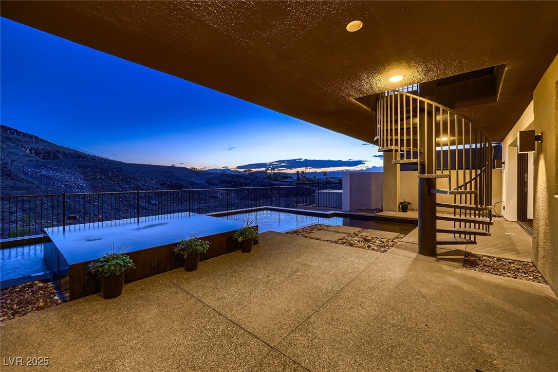 917 Vegas View Drive Property Photo 44