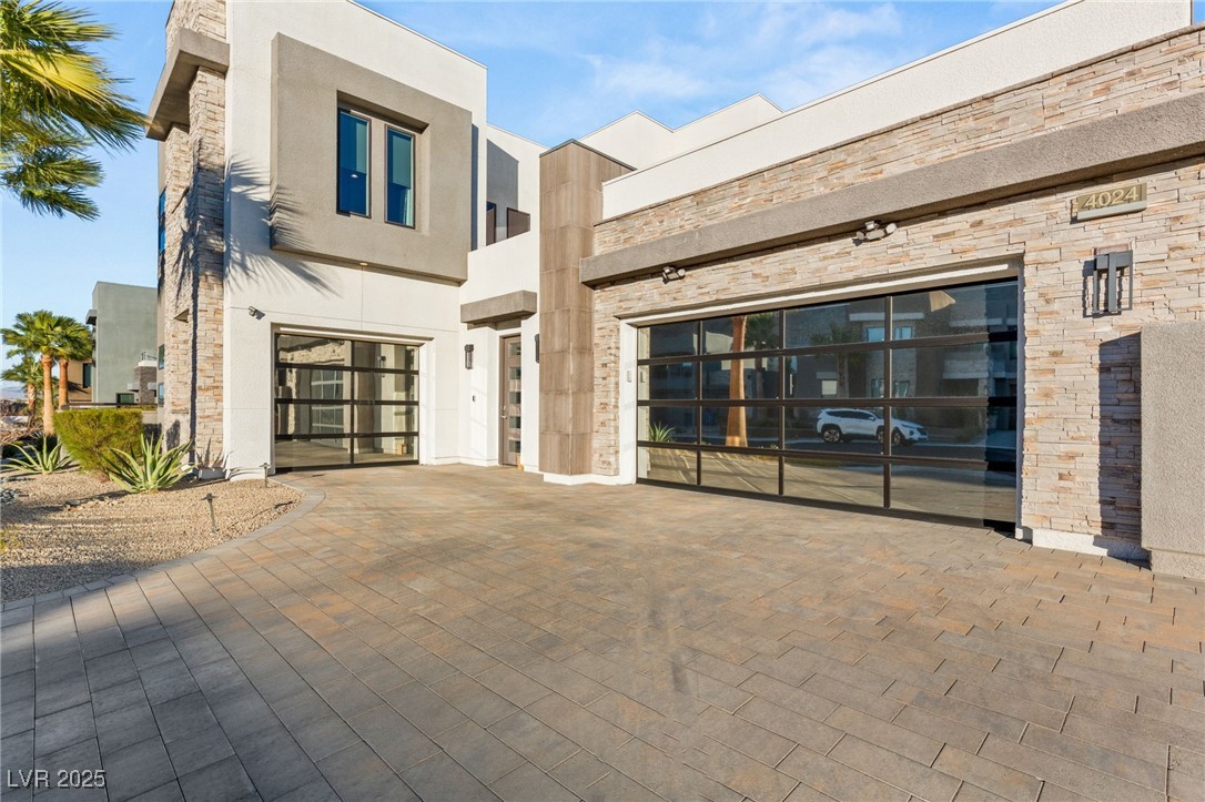 4024 Desert Trace Court Property Photo 5