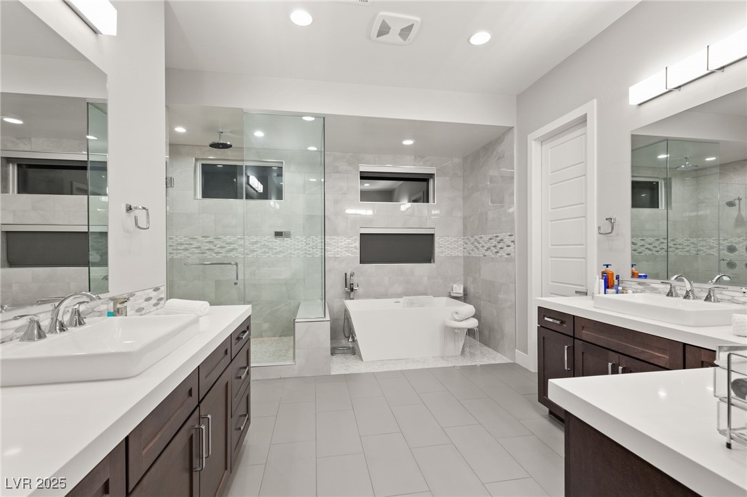 4024 Desert Trace Court Property Photo 18