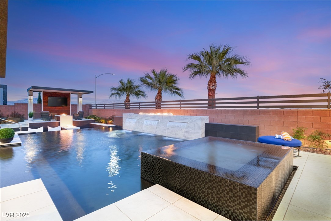 4024 Desert Trace Court Property Photo 46