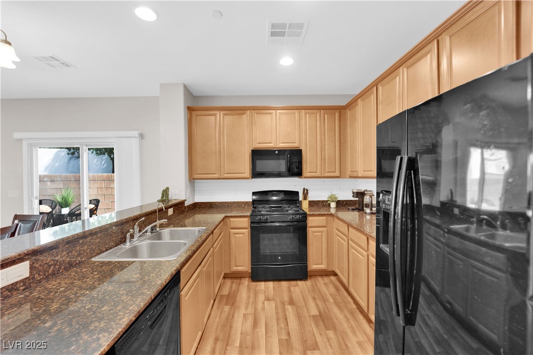 9024 Hazy Haven Court Property Photo 11