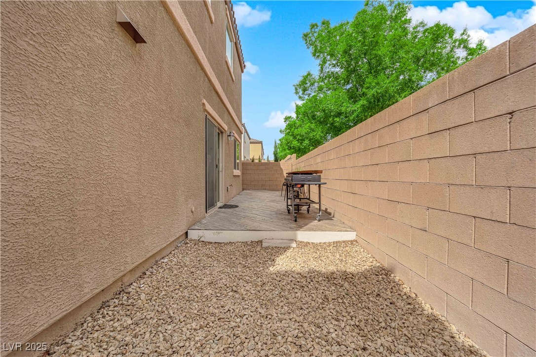 9024 Hazy Haven Court Property Photo 36