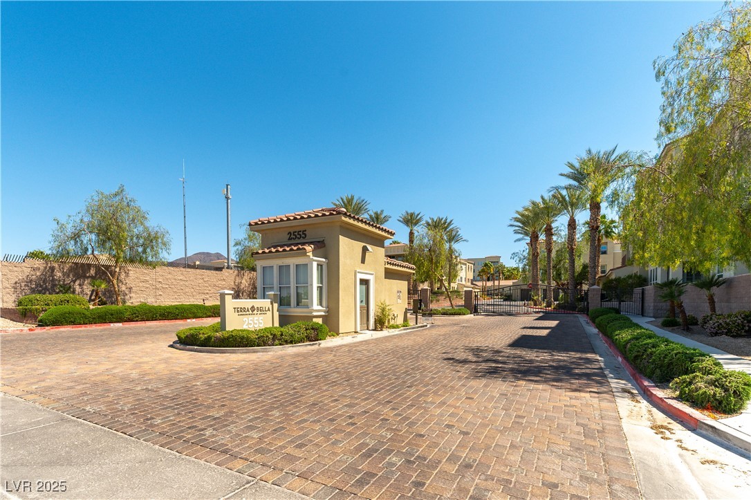2555 Hampton Road 2308 Property Photo 1