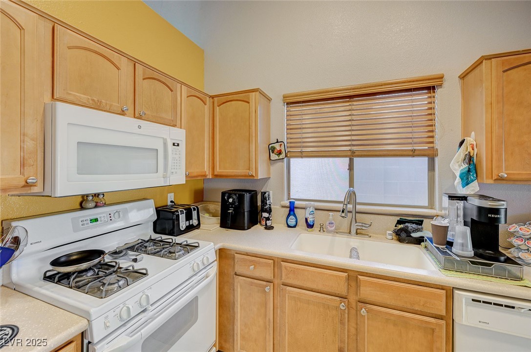 8962 Shale Valley Street Property Photo 10