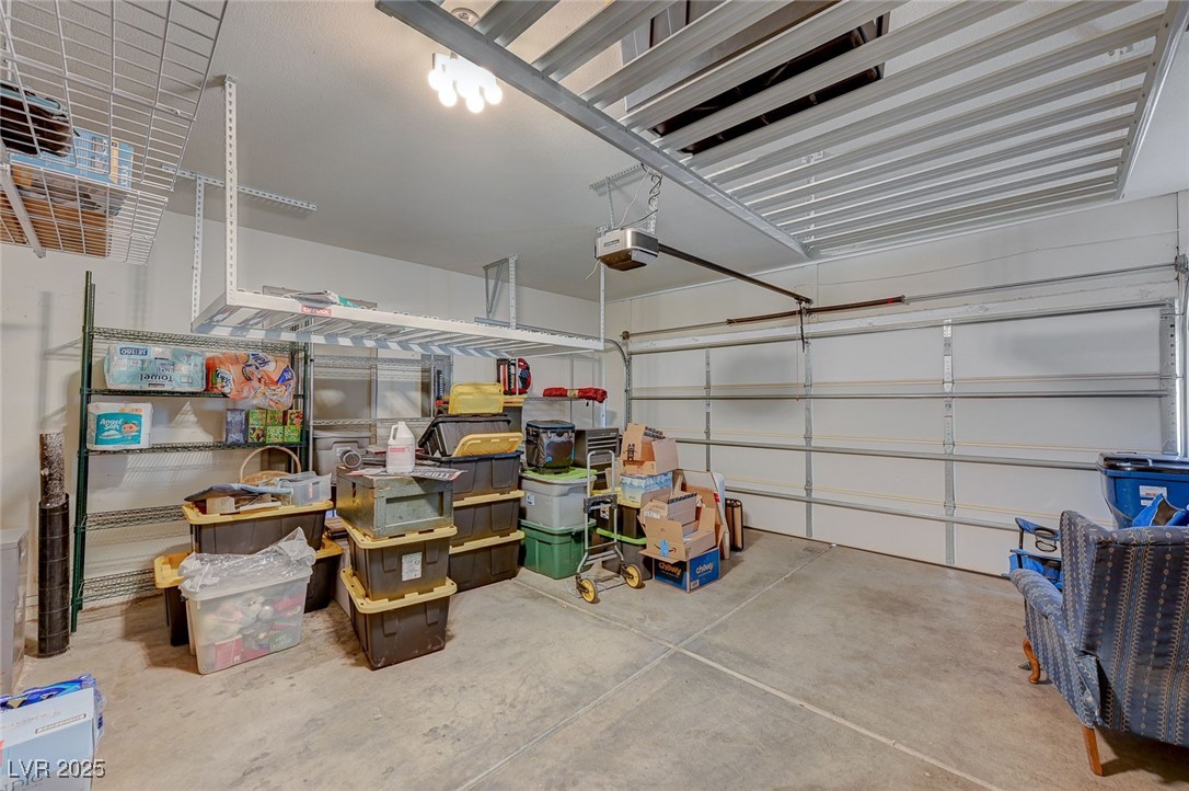 8962 Shale Valley Street Property Photo 34