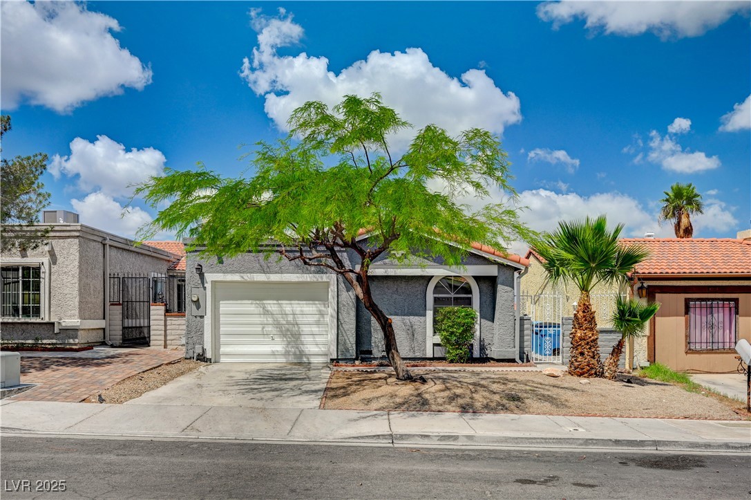2377 Los Feliz Street Property Photo 1