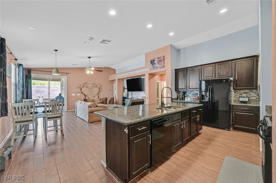 2104 Leatherbridge Court