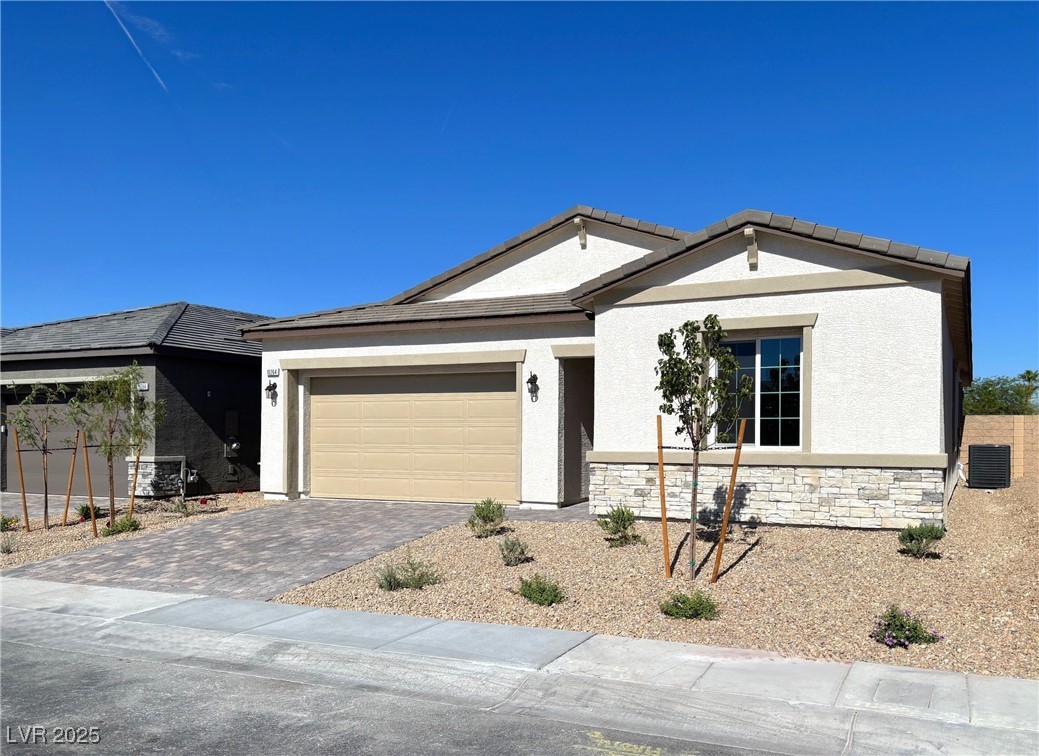 10264 Tumbaga Street Property Photo 2