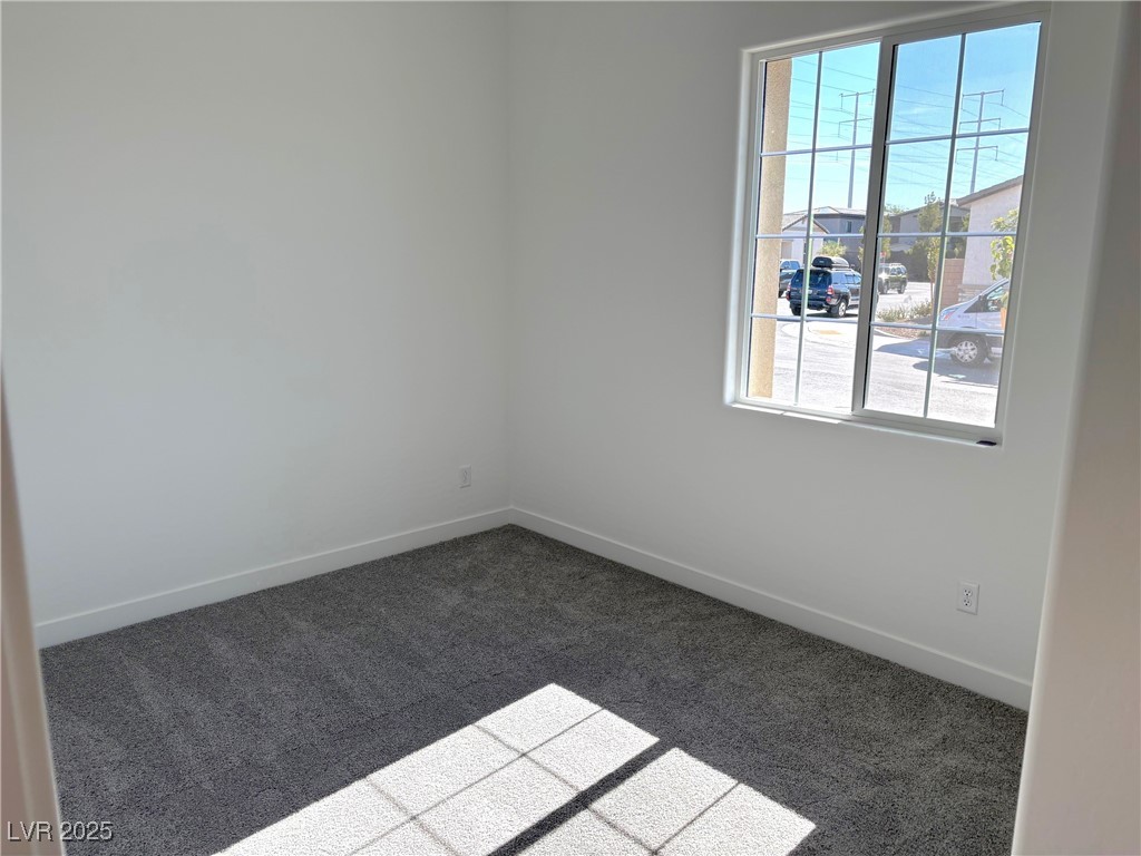 10264 Tumbaga Street Property Photo 4