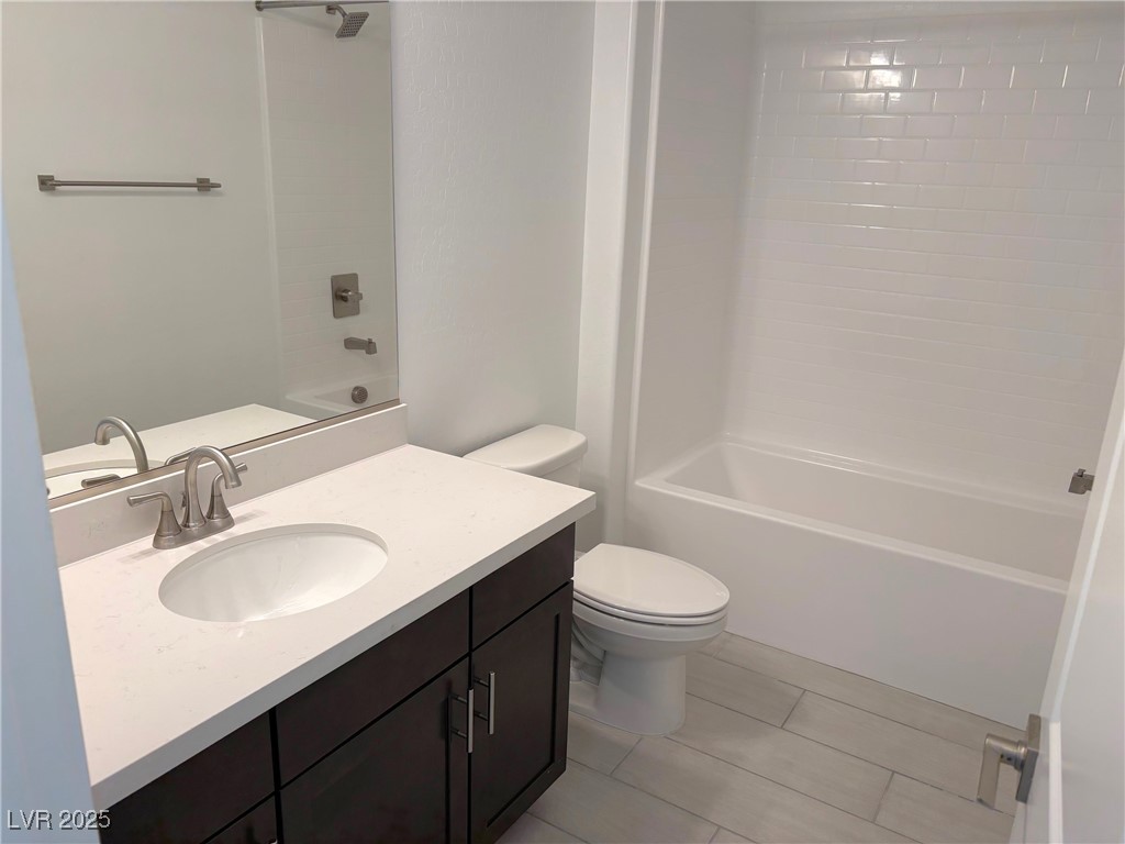 10264 Tumbaga Street Property Photo 5
