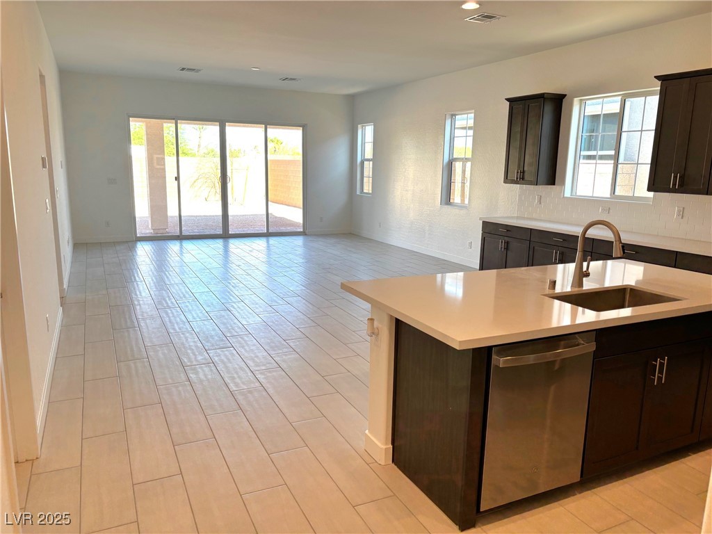 10264 Tumbaga Street Property Photo 10