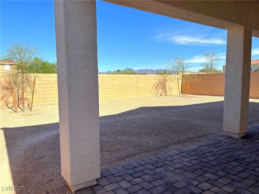 10264 Tumbaga Street Property Photo 28