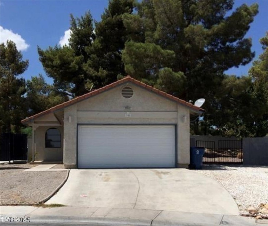 3948 APPLECREST Street Property Photo 1