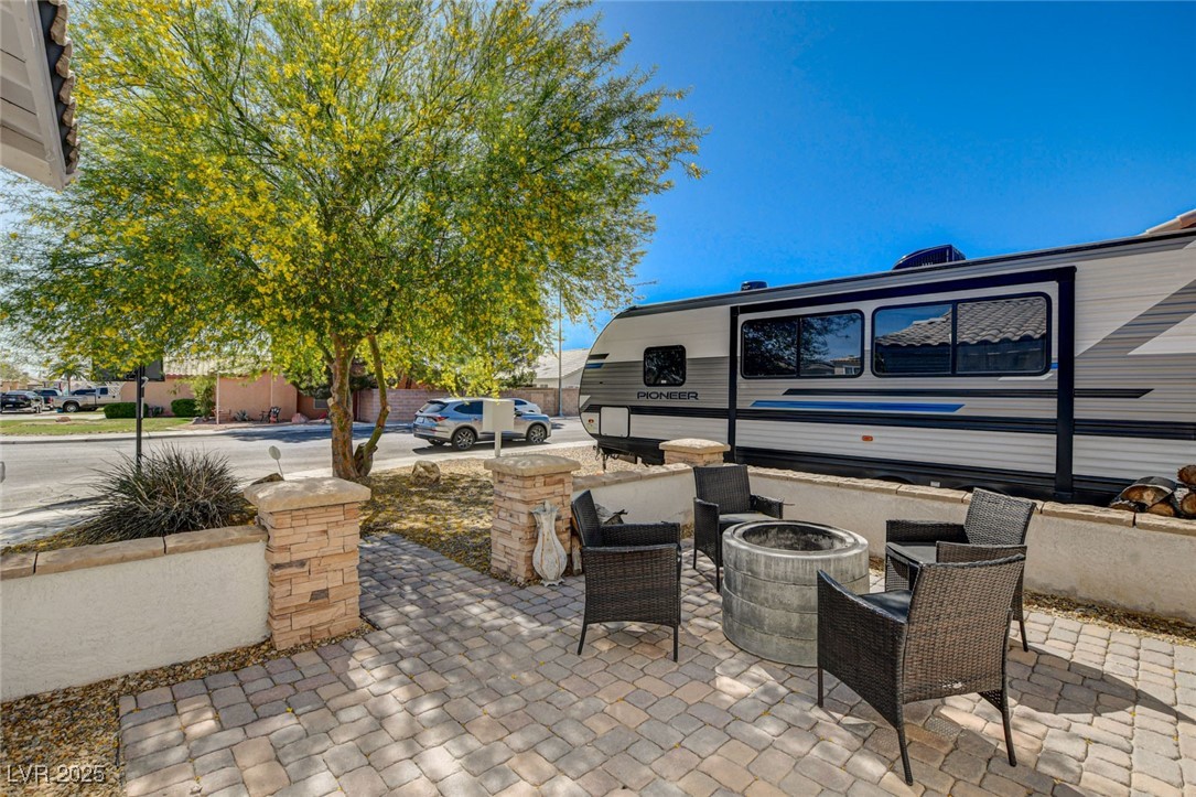 6236 Desert Haven Road Property Photo 6