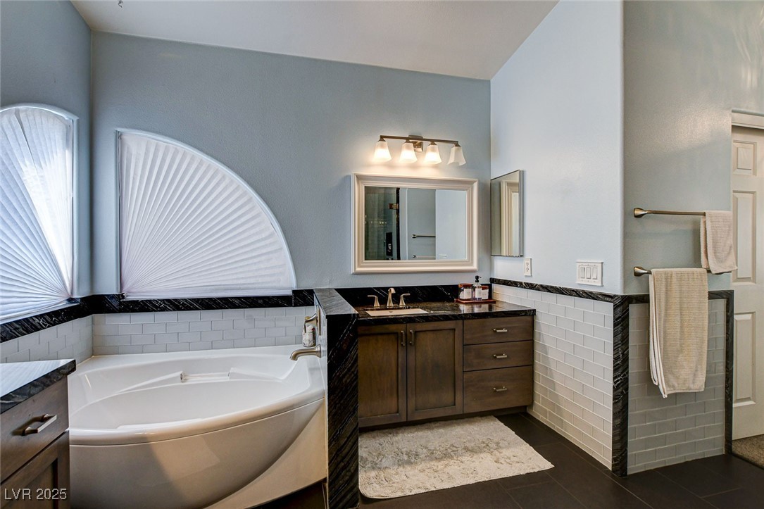 6236 Desert Haven Road Property Photo 54