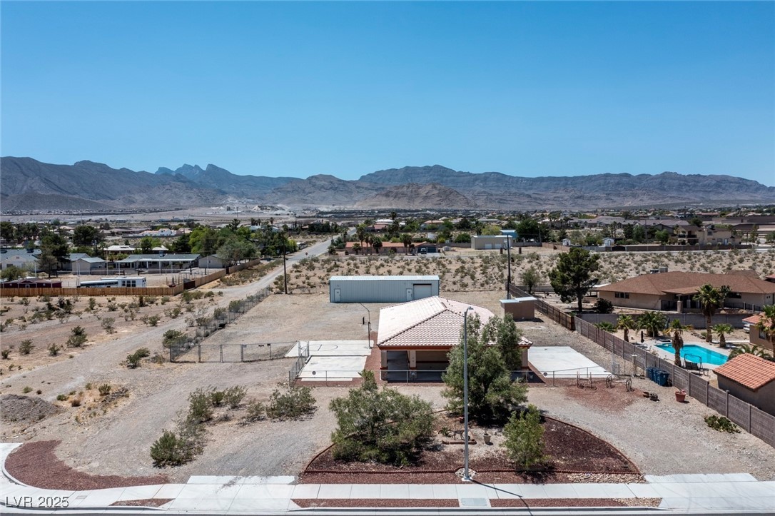 5315 North Fort Apache Road Property Photo 2