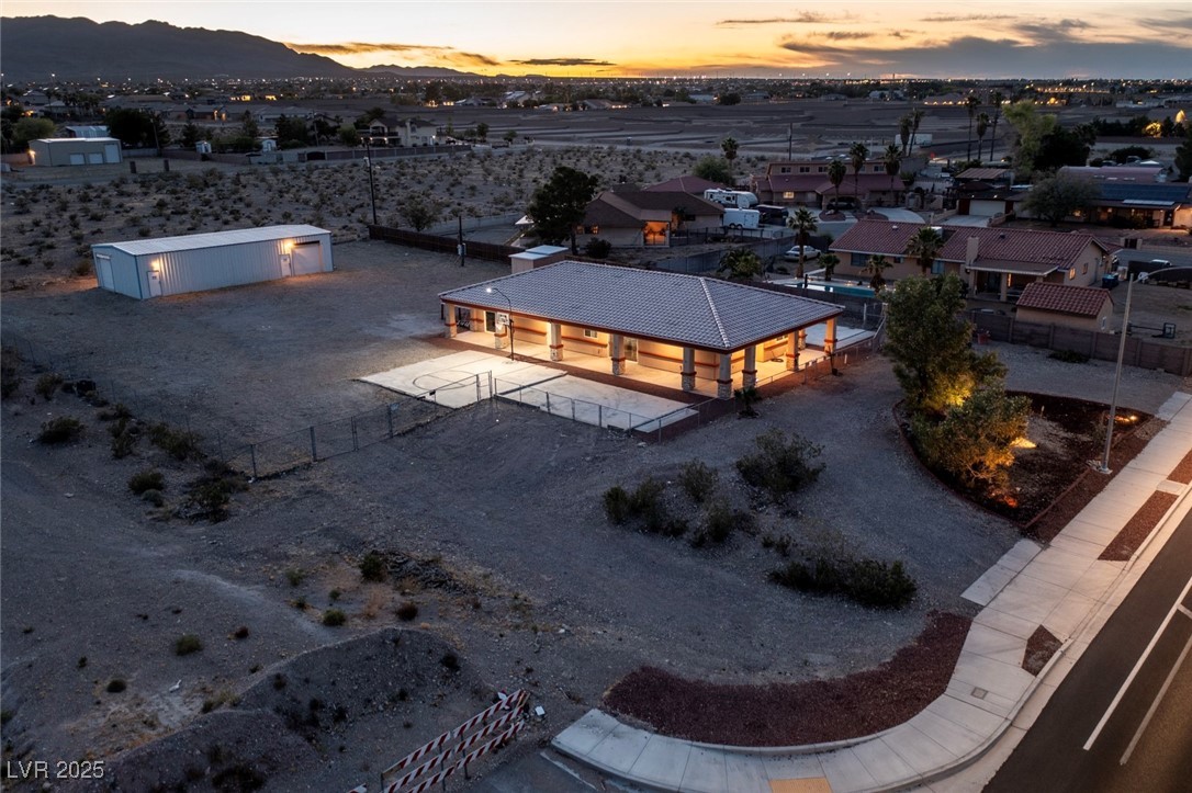 5315 North Fort Apache Road Property Photo 12
