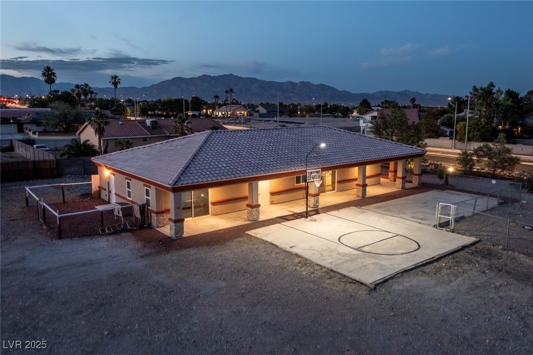 5315 North Fort Apache Road Property Photo 15