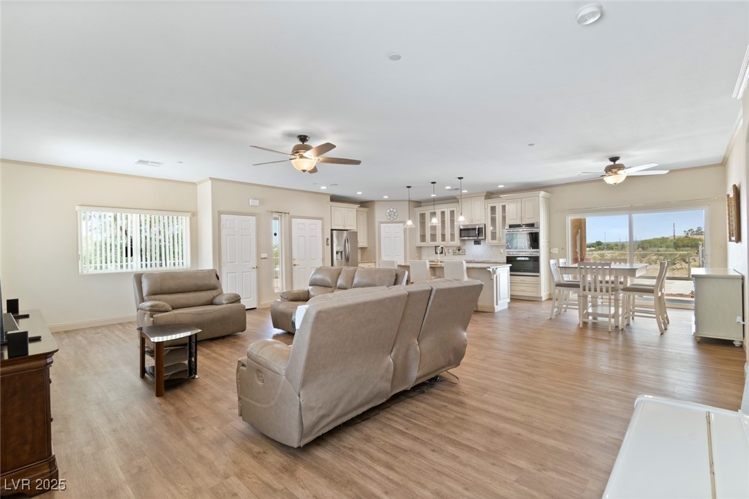 5315 North Fort Apache Road Property Photo 20
