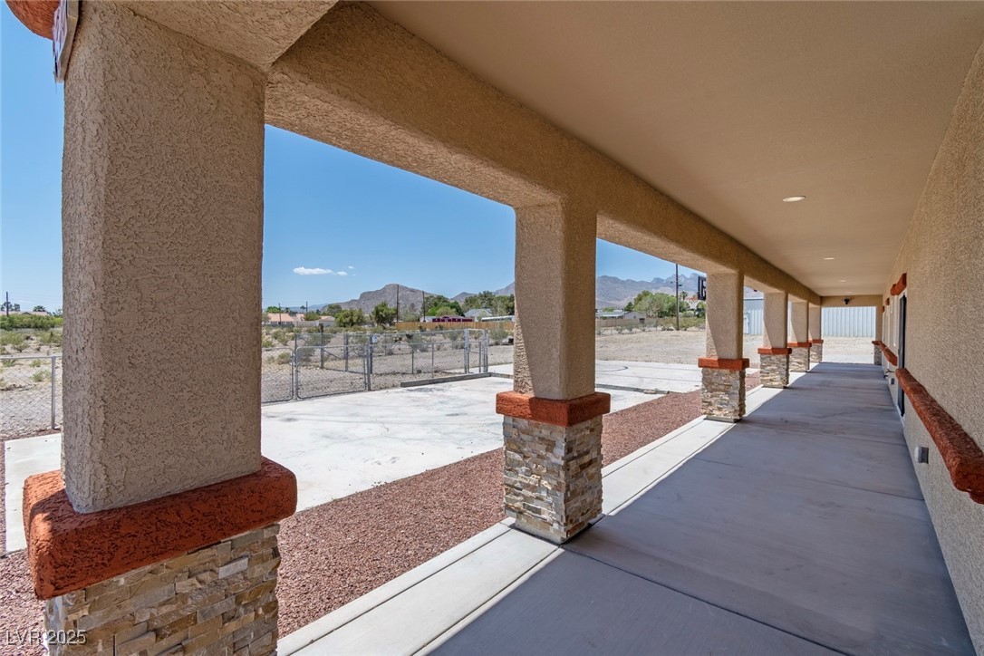 5315 North Fort Apache Road Property Photo 39