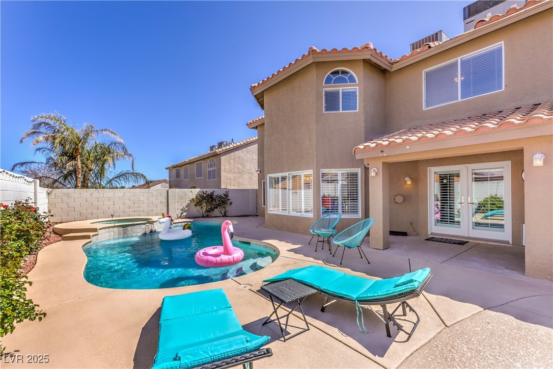 9124 Sapphire Ridge Avenue Property Photo