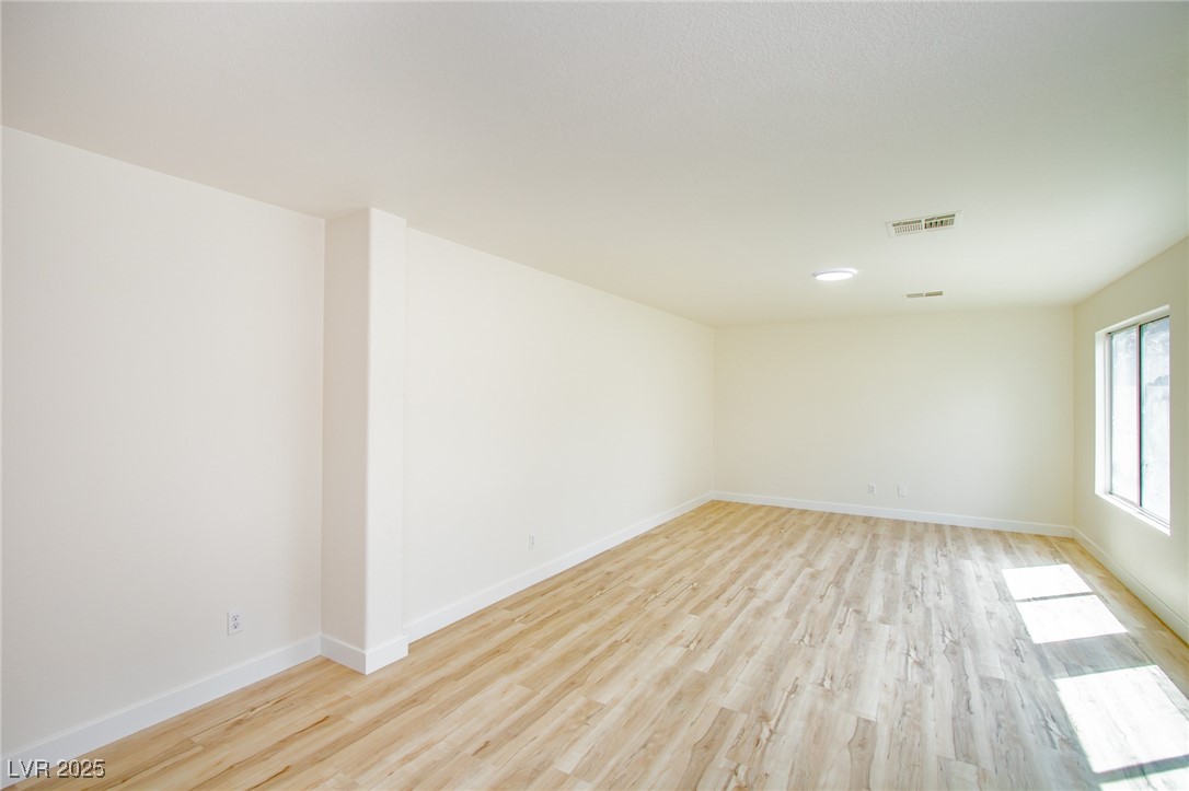 5345 Tustin Hills Street Property Photo 14