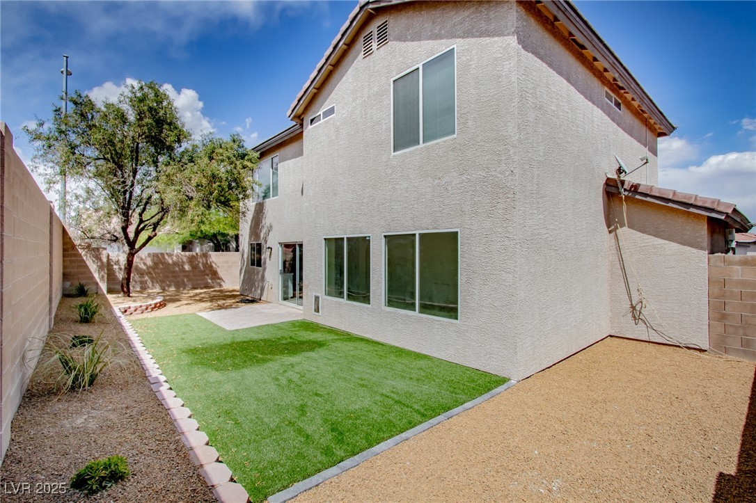 5345 Tustin Hills Street Property Photo 32