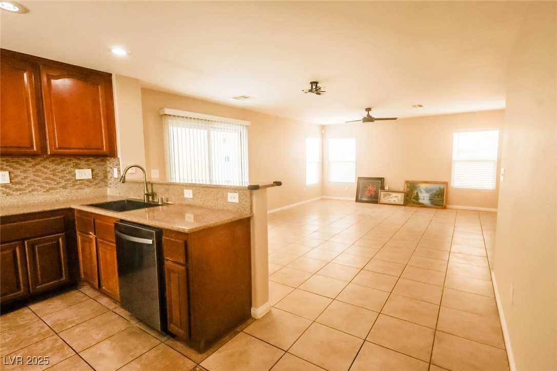 7252 High Cascade Avenue Property Photo 3