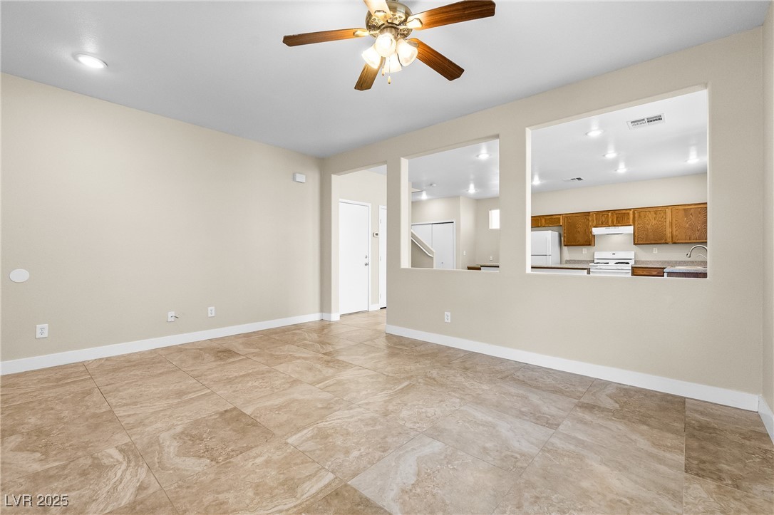 6743 Windingwood Street Property Photo 3