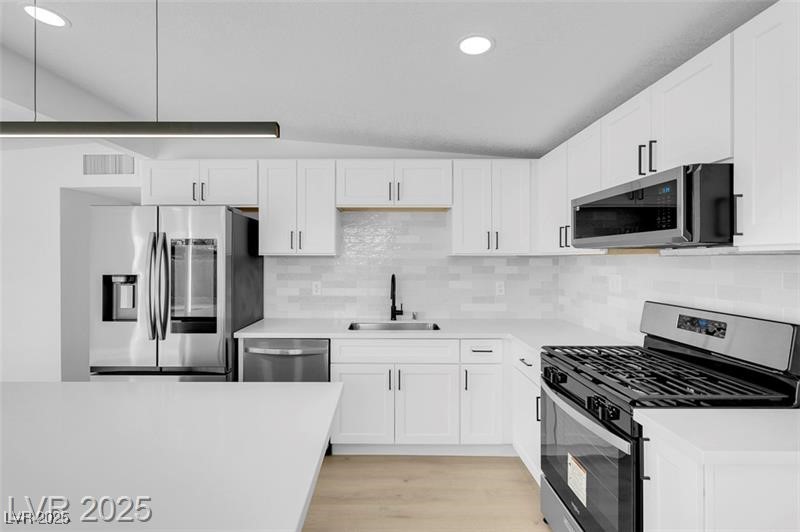 2801 Emmons Avenue Property Photo 4
