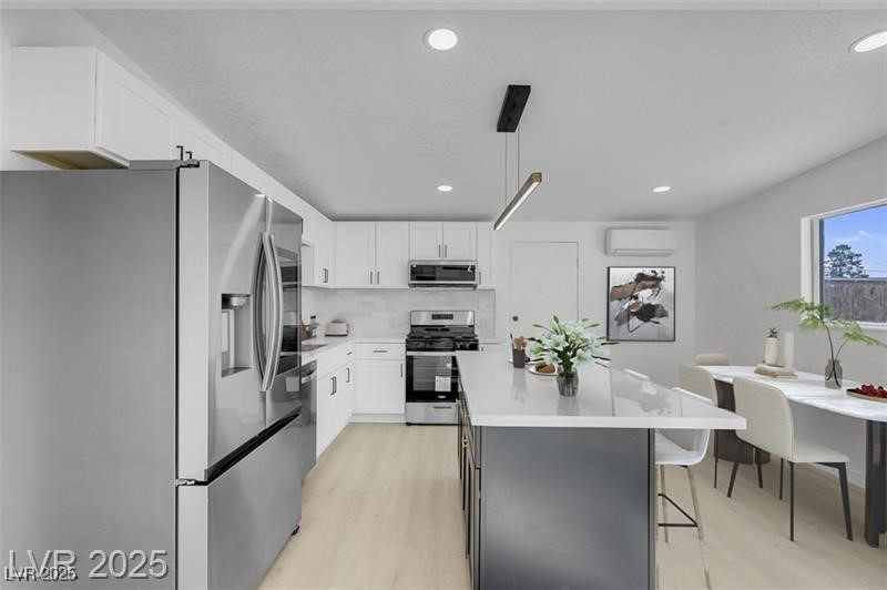 2801 Emmons Avenue Property Photo 10