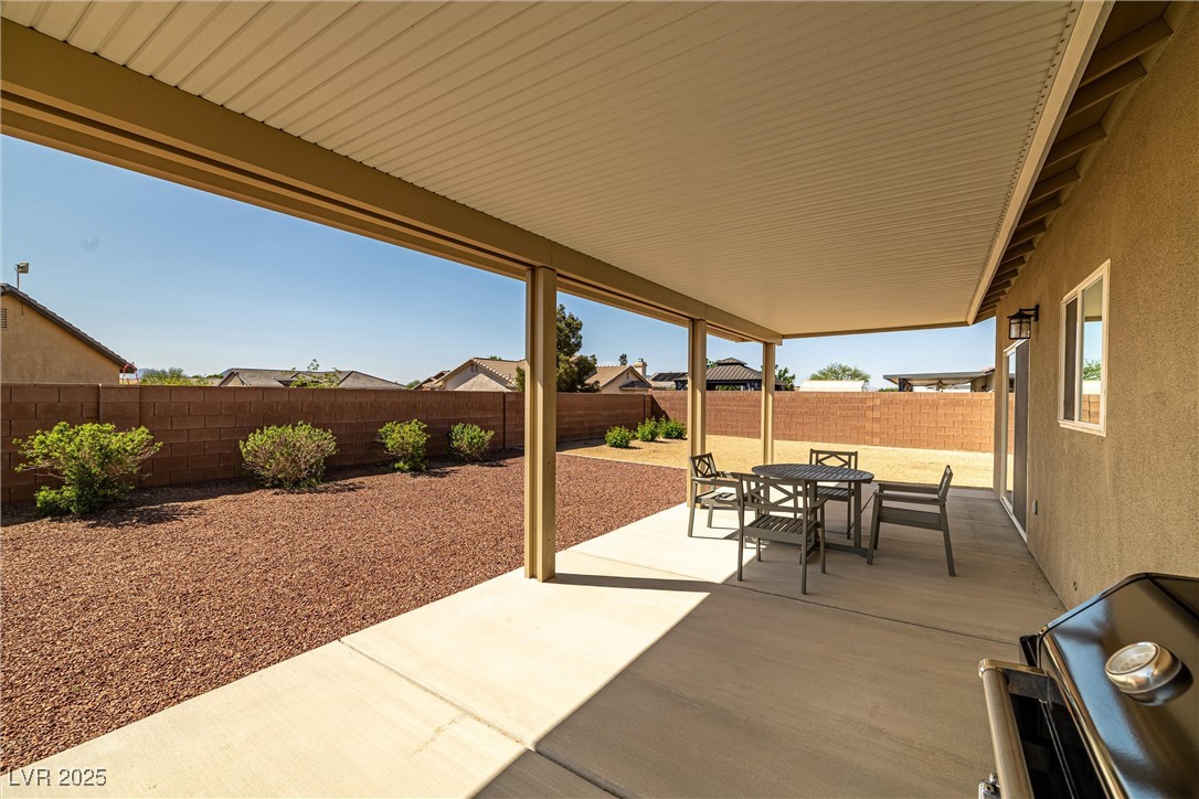 230 South Weeping Willow Court Property Photo 27